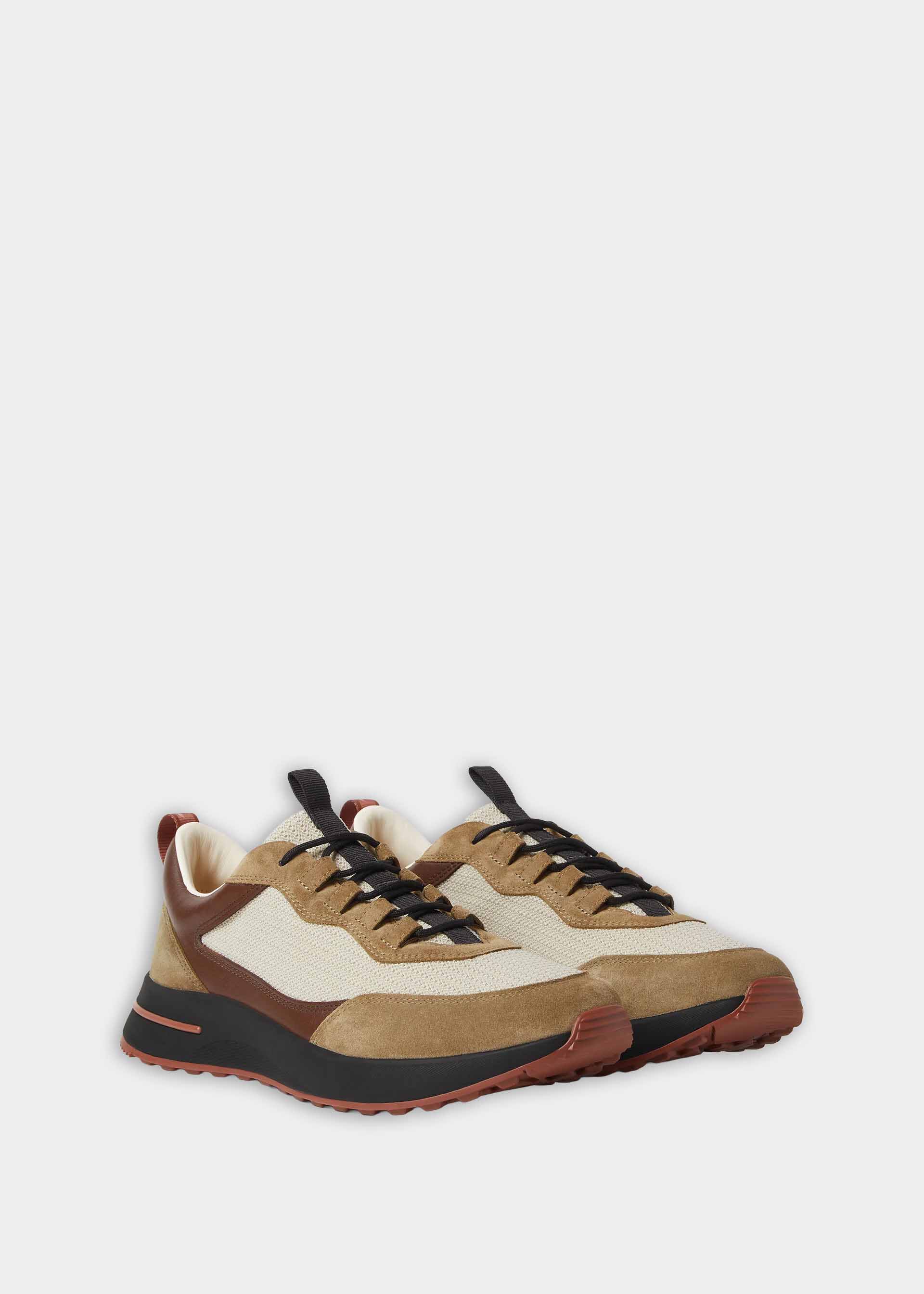 Week End Walk Sneaker Crest
