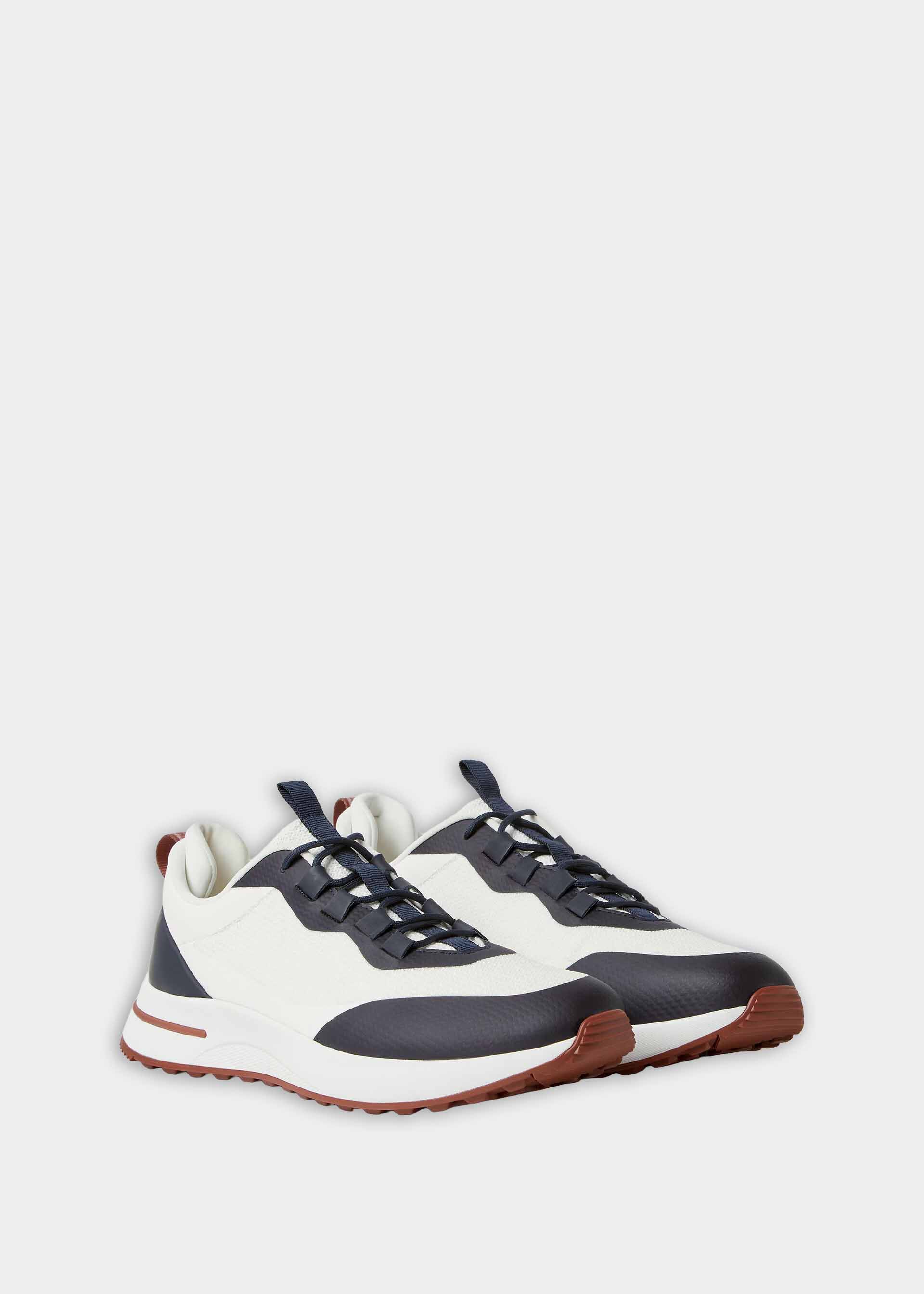 Week End Walk Sneaker White Sea