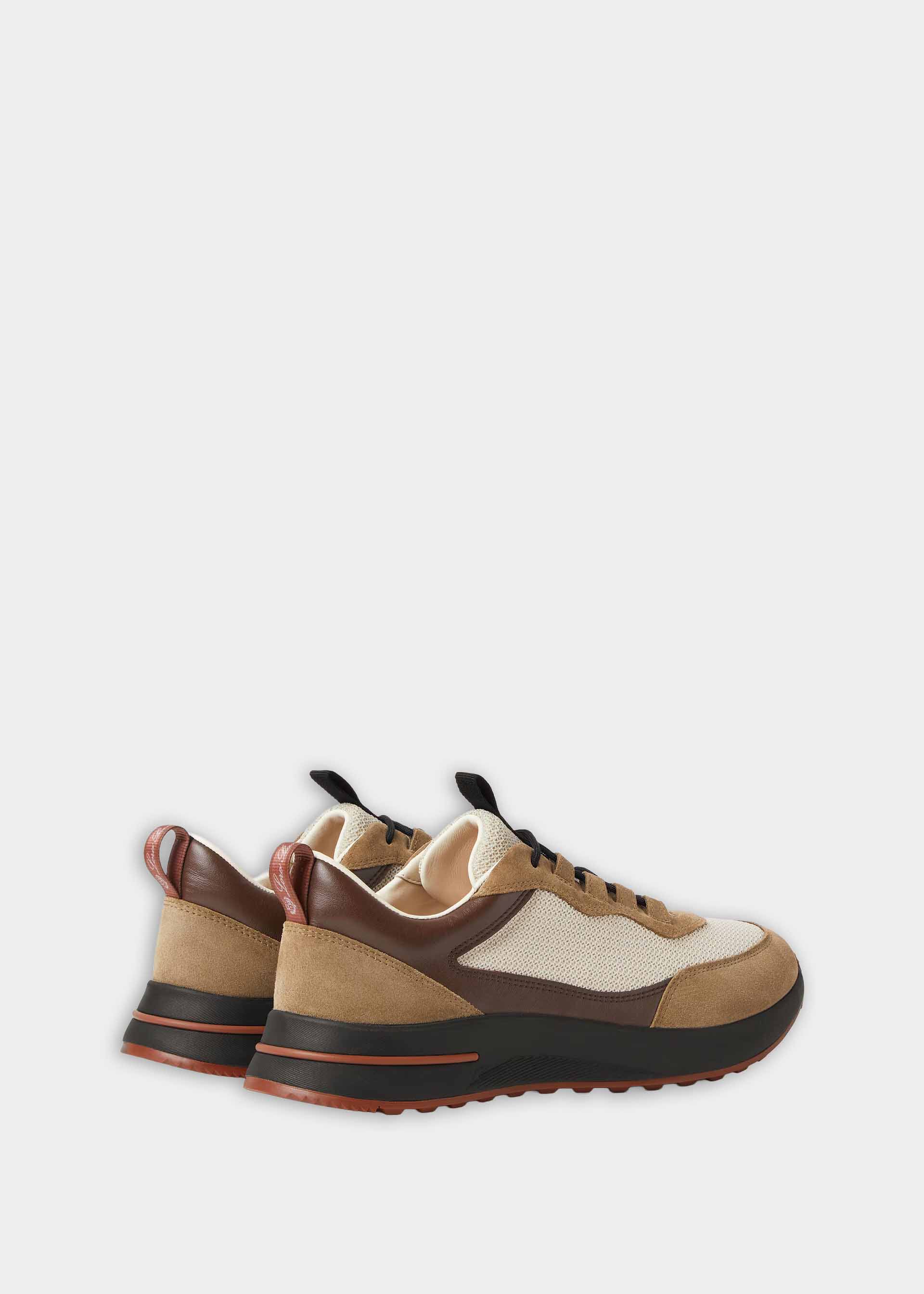 Week End Walk Sneaker Crest