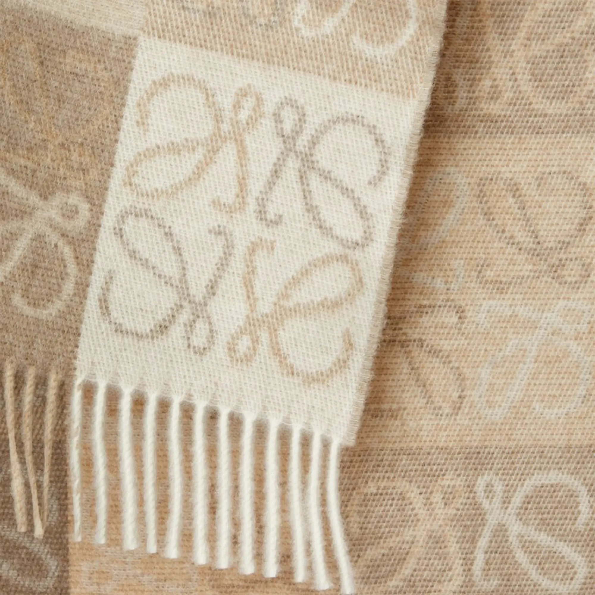 Wool and Cashmere White Beige Scarf