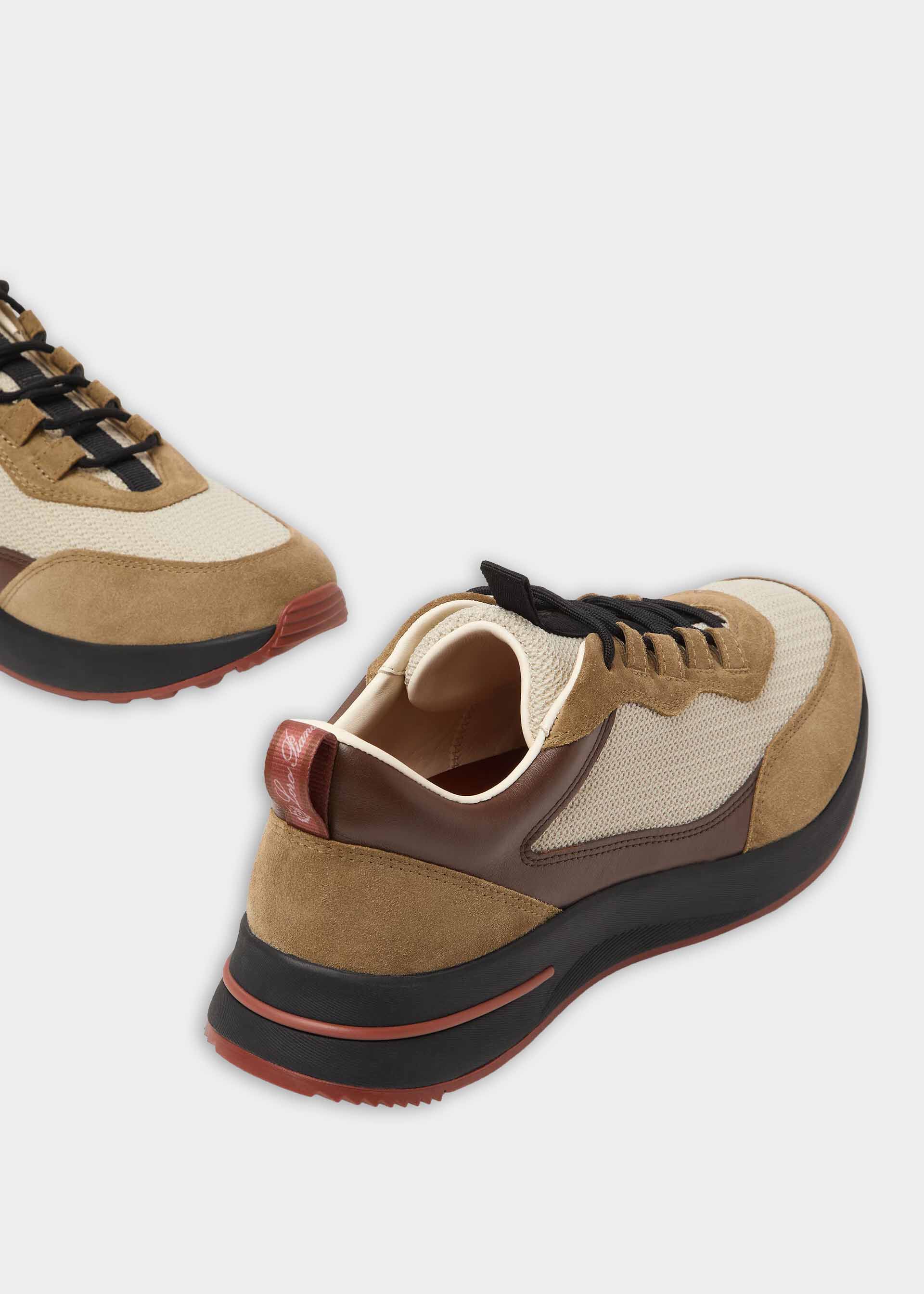 Week End Walk Sneaker Crest