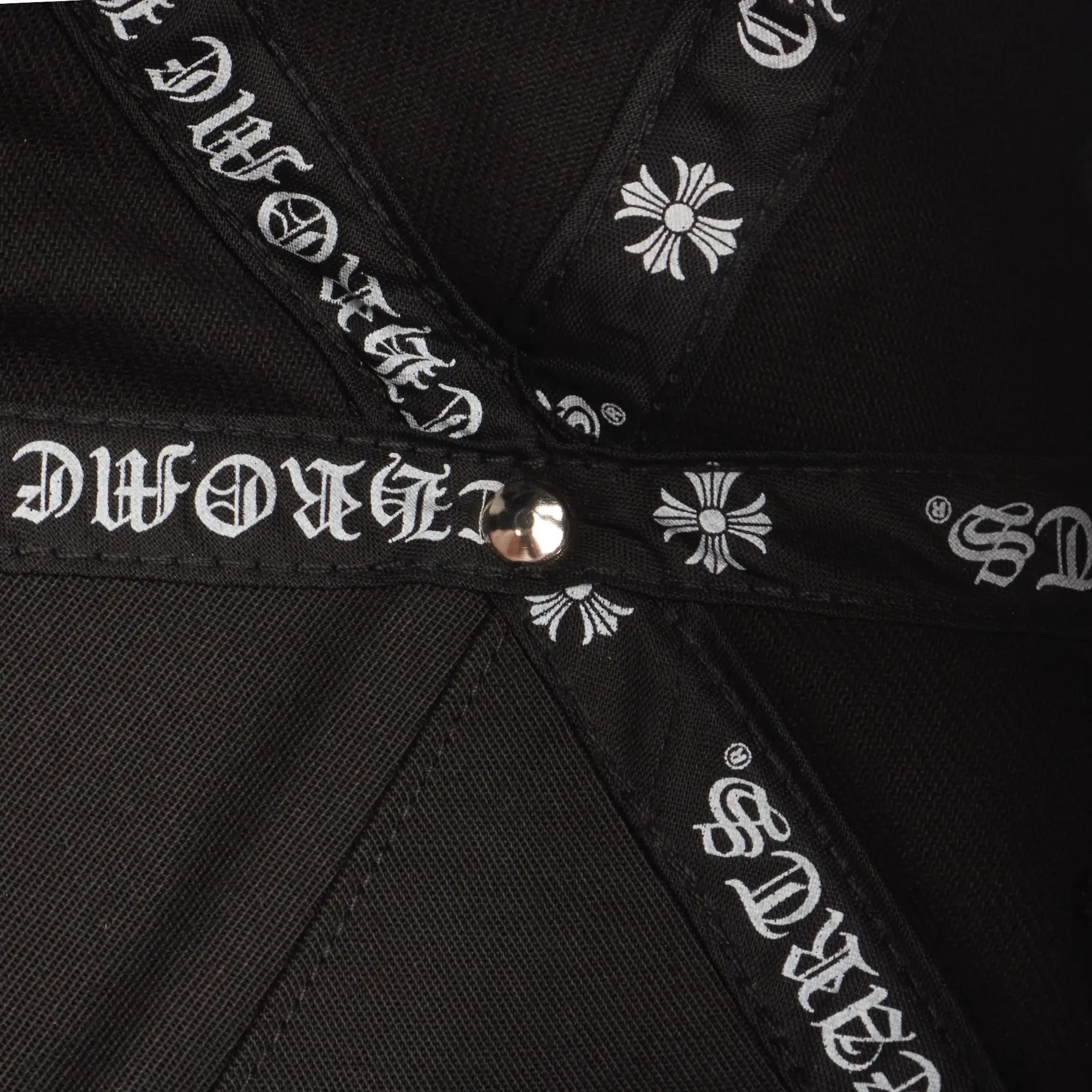 Embroidered Scroll Black White Baseball Cap